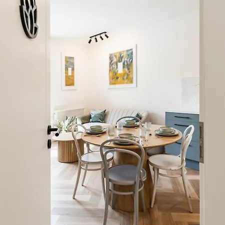 Apartament Hop Nest Centrum